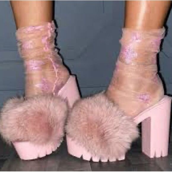 Chardonnay - Blush Fur Mule Size 7 - Picture 1 of 5